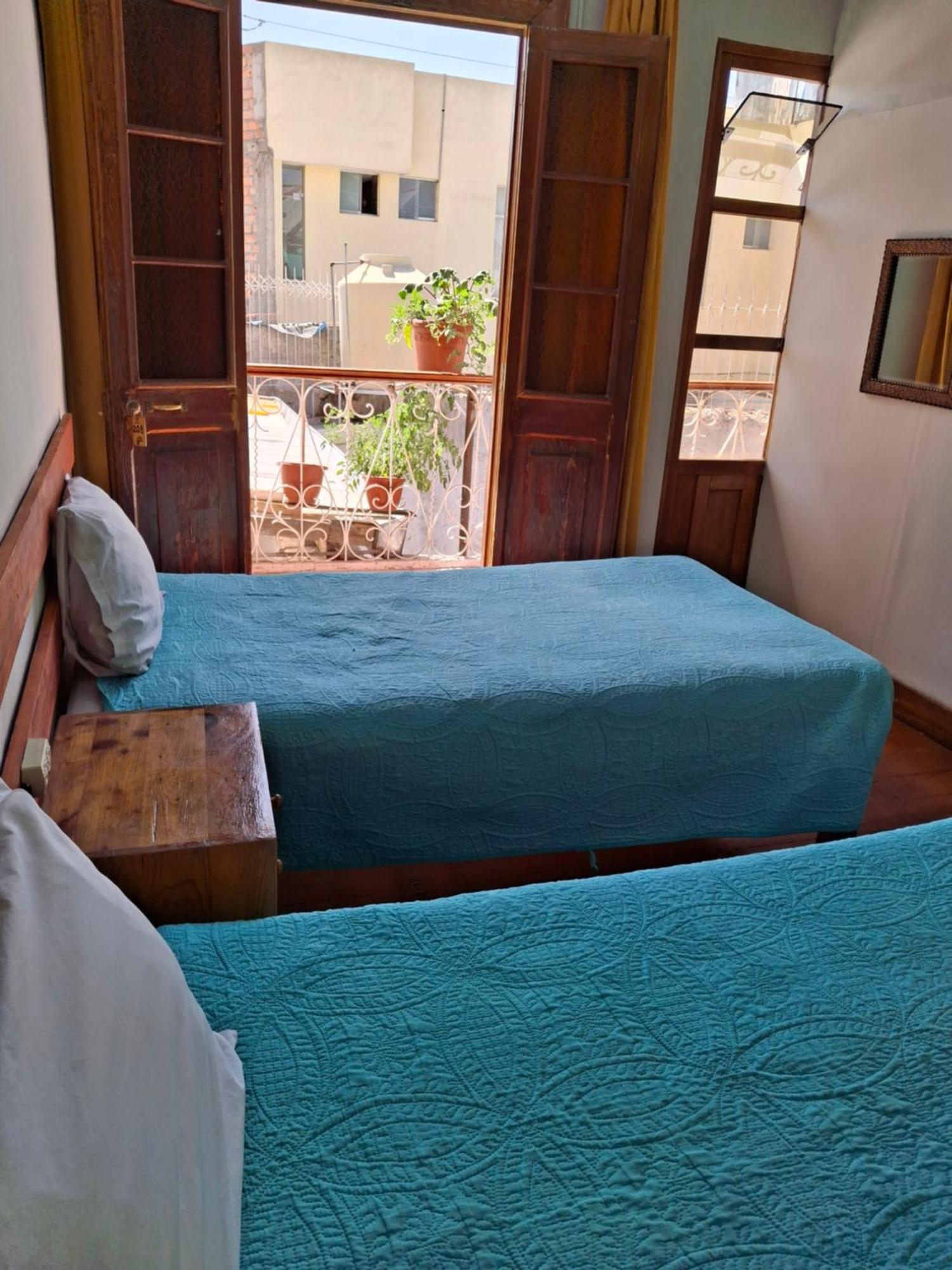 Hostal Lluvia De Oro Arequipa Exterior photo
