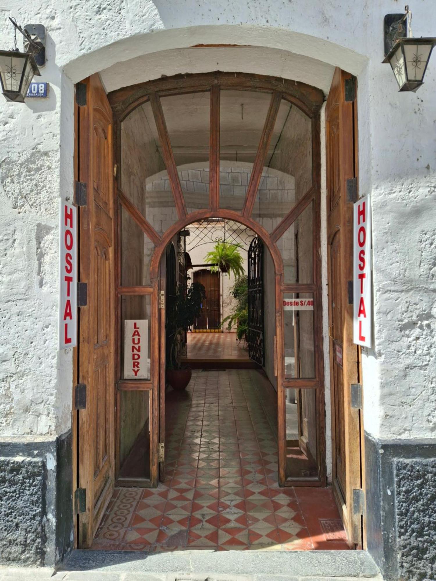 Hostal Lluvia De Oro Arequipa Exterior photo