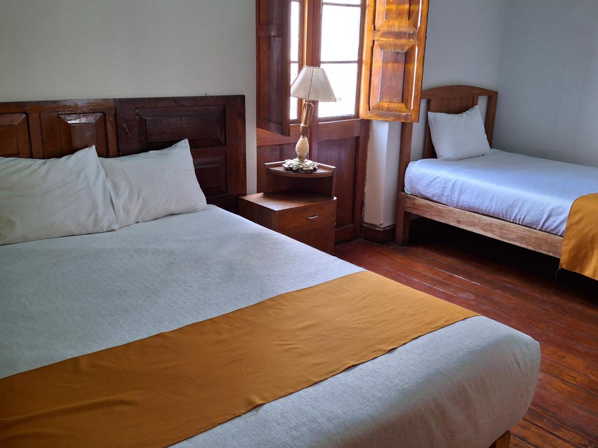 Hostal Lluvia De Oro Arequipa Exterior photo